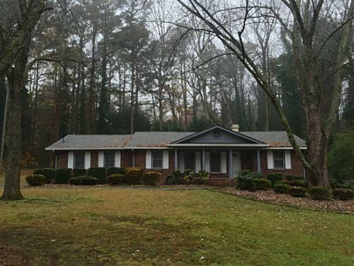 2305 Valley Drive