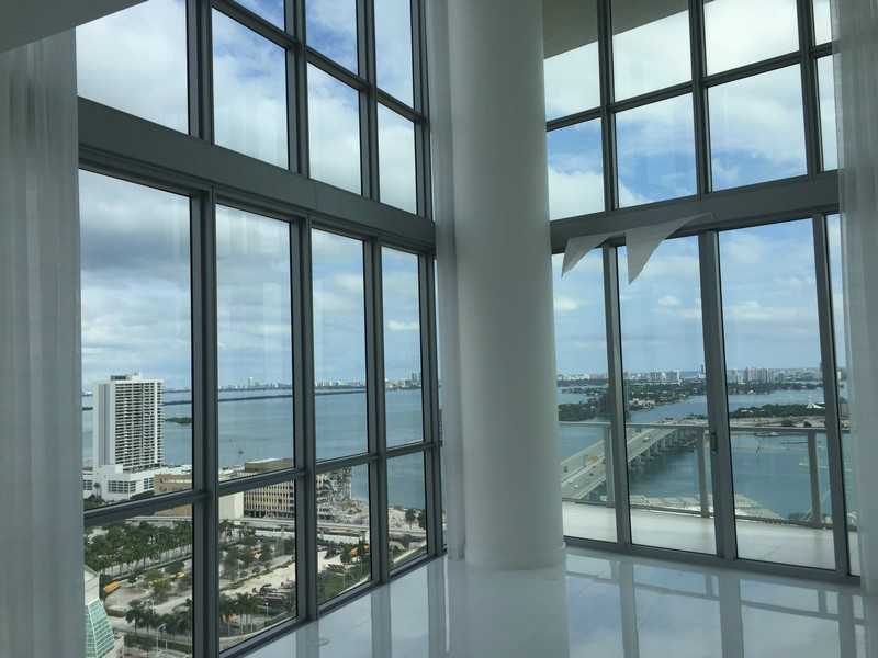 1100 BISCAYNE BL # 2907