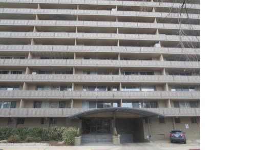 909 Logan St #3K