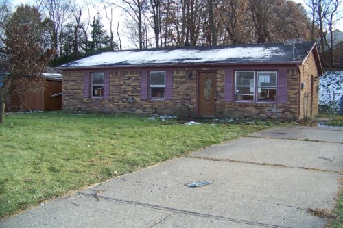 2953 Douglas Dr