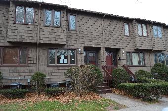 51 Towne House Rd