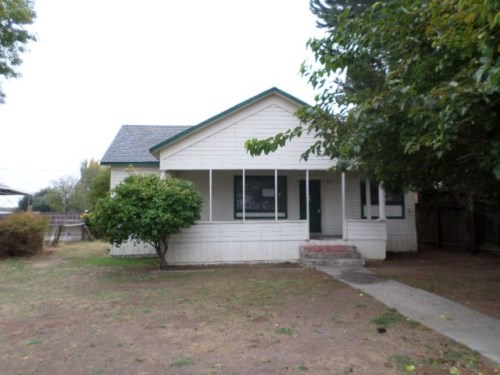 365 Oleander Ave