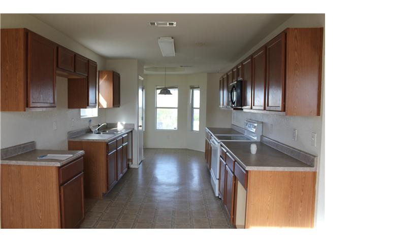 3507 Lakecrest Dr