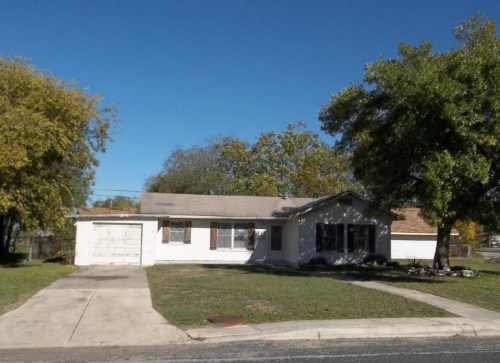 135 Pollydale Ave