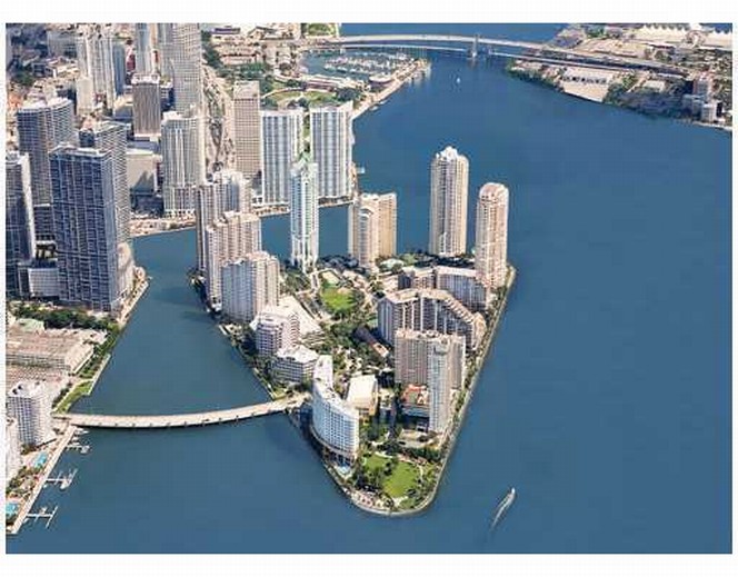 888 BRICKELL KEY DR # 2702