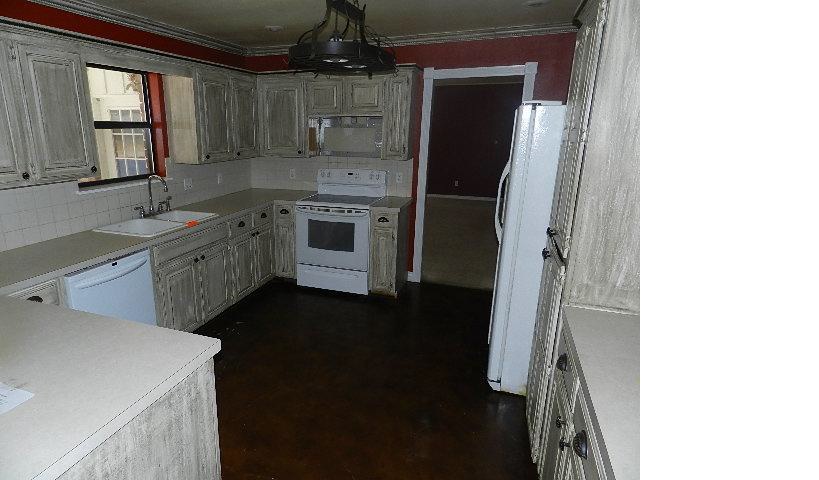 500 Hilltop Pl