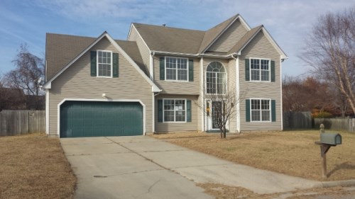 102 Rockland Ter