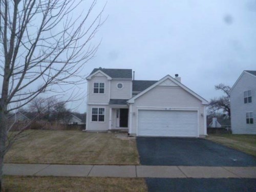 3413 Sarah Dr