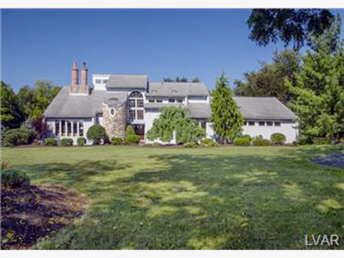 4137 Lorraine Circle
