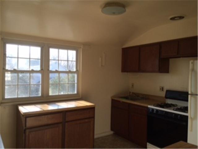 410 10 Main St