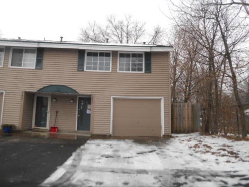 3255 Hill Ridge Dr