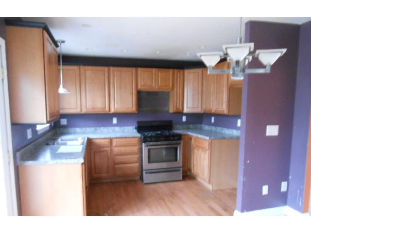 1093 Deleon Ct