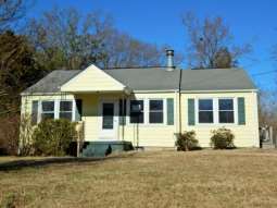 2115 Faucette Ave