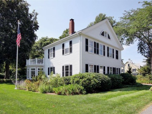 158 Main St