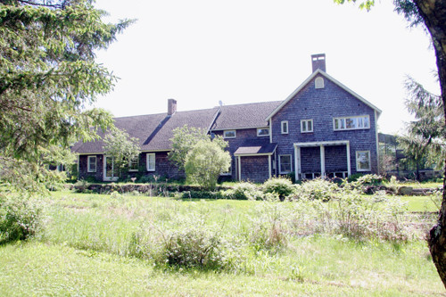 1389 King George Farm