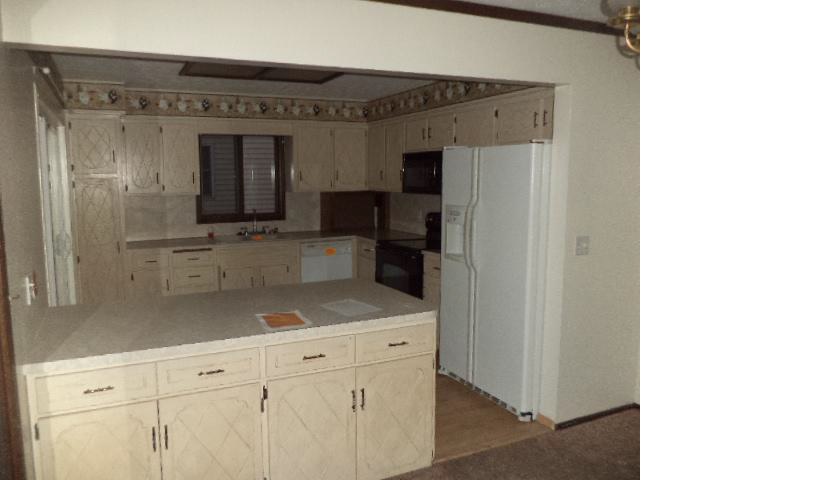 15932 Martha Cir