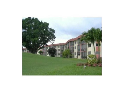 9200 N HOLLYBROOK LAKE DR # 307