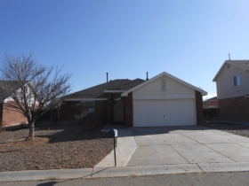 4 Dogwood Ln