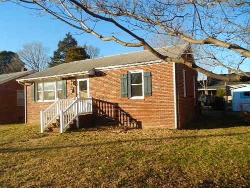 112 Moore Ave
