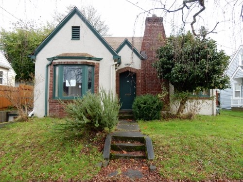 1006 Veneta Ave