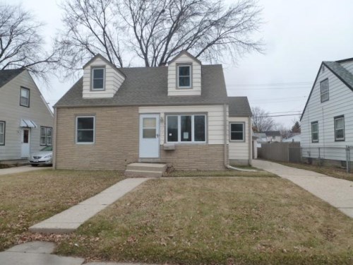 6220 W Bennett Ave