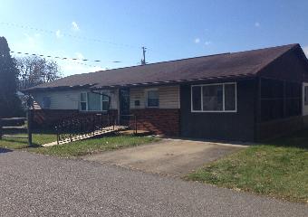 223 Myers St