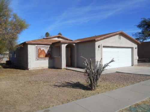 3917 East Dover Stravenue