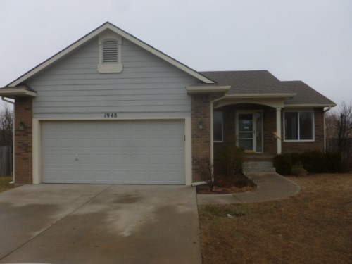 1948 E Glen Hills Ct