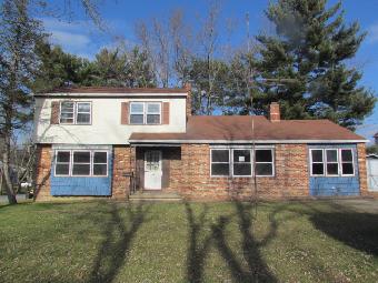 12 Riviera Dr