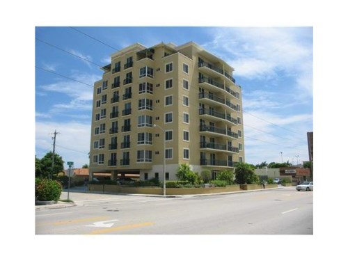 2501 DOUGLAS RD # 202