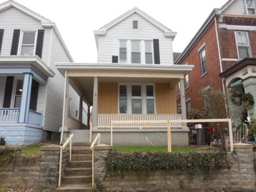 437 Oak St