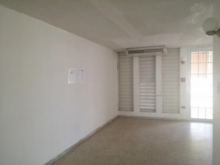 Urb Lagos De Plata J76 Calle 11