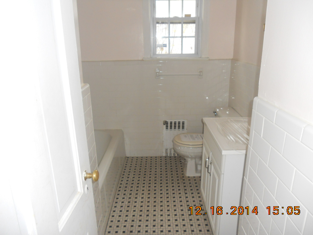 3 Hillcrest Ter