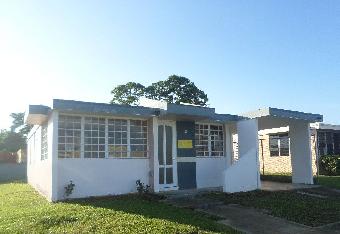 Q-13 Urb. Villas De Buenaventura