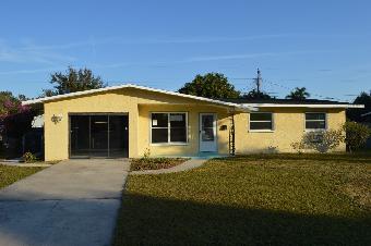 2006 24th Ave W