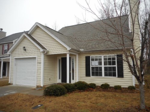 5323 Landreaux Dr