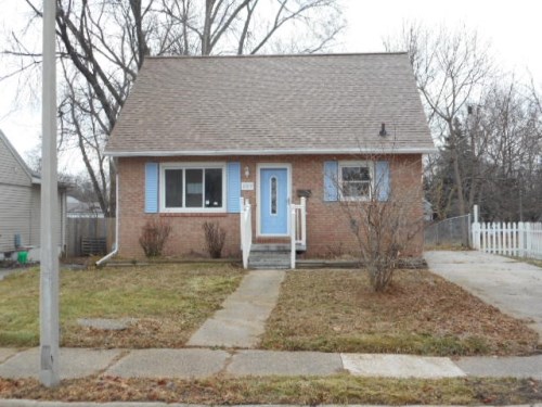 2317 Alpha St