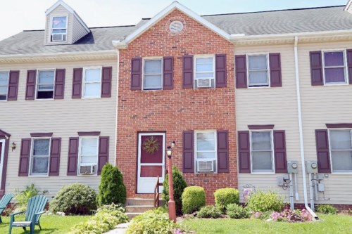 222 HEATHERWOOD DRIVE