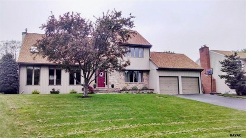 38 Amanda Ave.