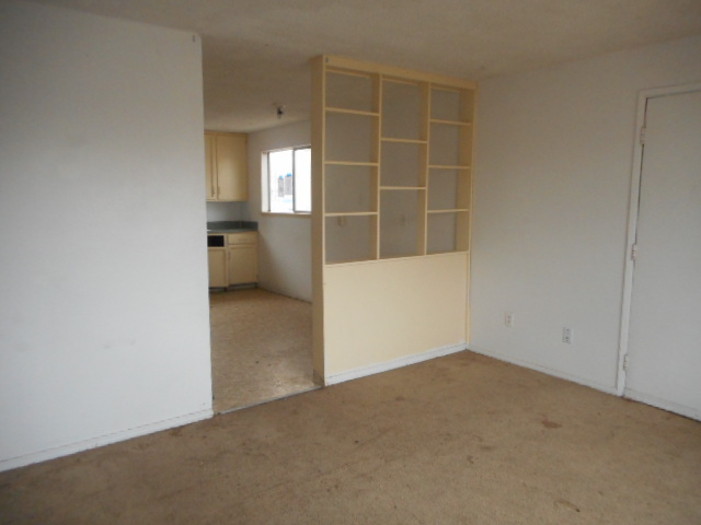 423 S Rainier St.
