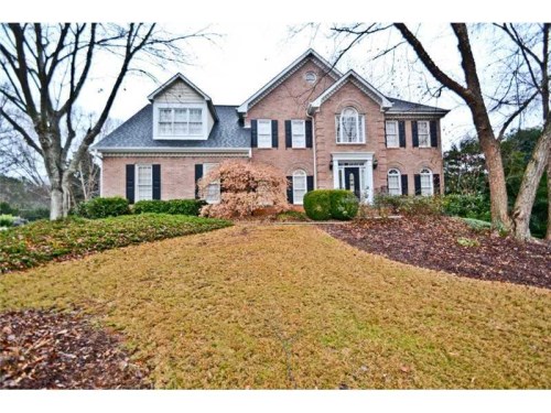 785 English Court