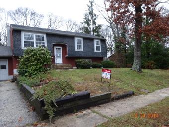 124 Deerpath Dr