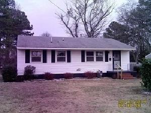 203 Woodbury Forrest Dr