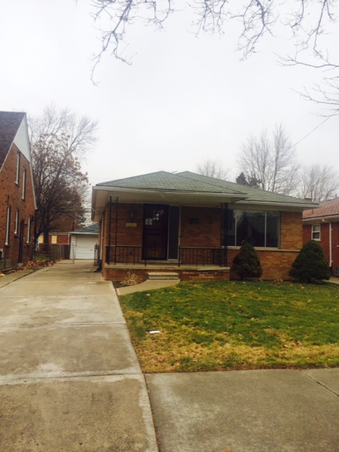 15255 Edmore Dr