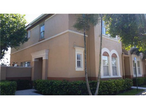 4009 SW 156 AV # 211