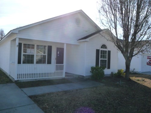 2006 Acacia Ln