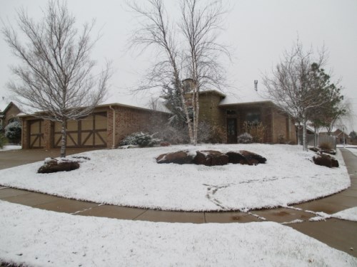812 NW 194th Ter