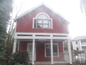 304 Glenwood Ave SE