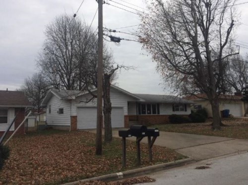 3334 N Delaware Ave