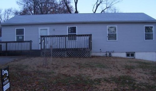 111 N Peck Dr